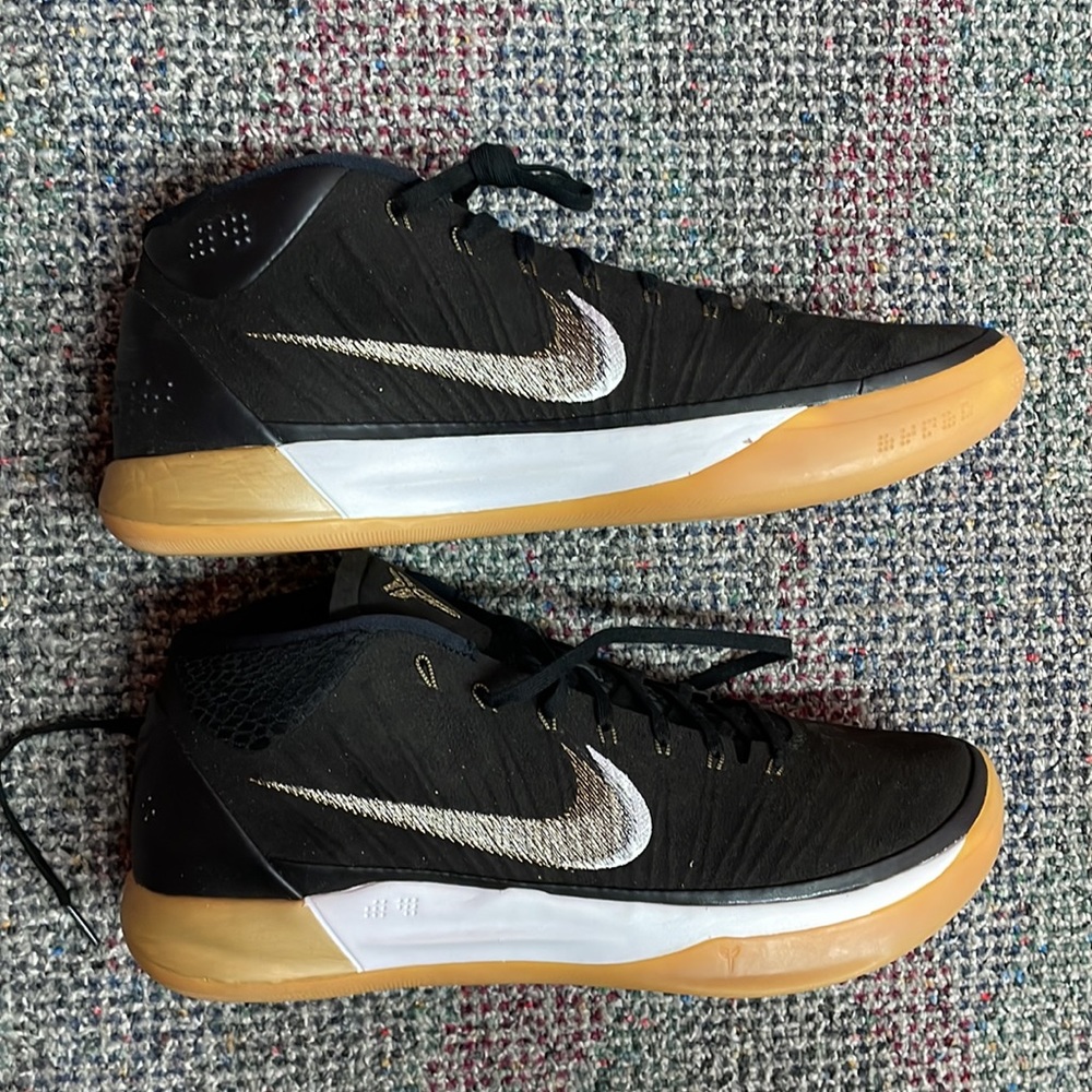 Kobe - Picture 3 of 7